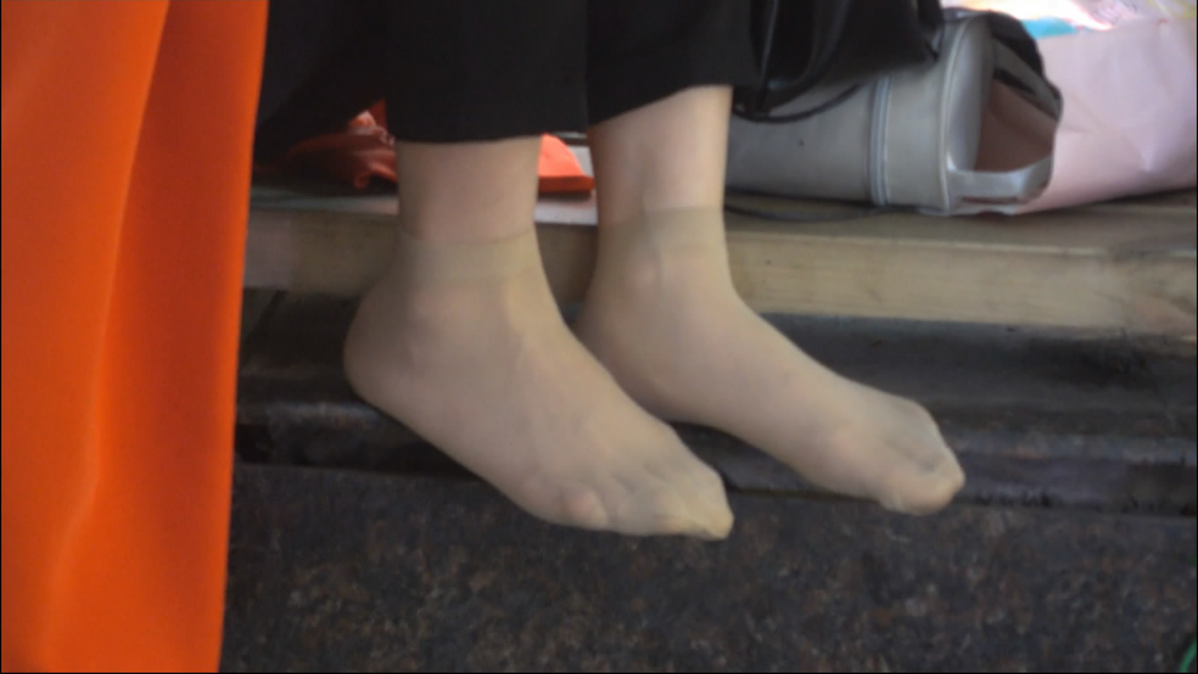 streetsnapnylon[00 00 49][20181205 223838 2]